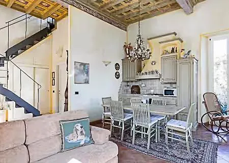 شقة Signorile A بيلجيراتي